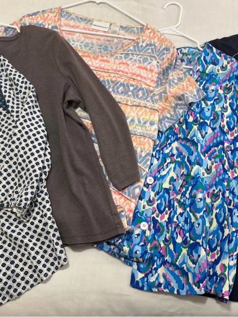 5 Long & Short-Sleeve Tops Multicolor Pastel Bundle